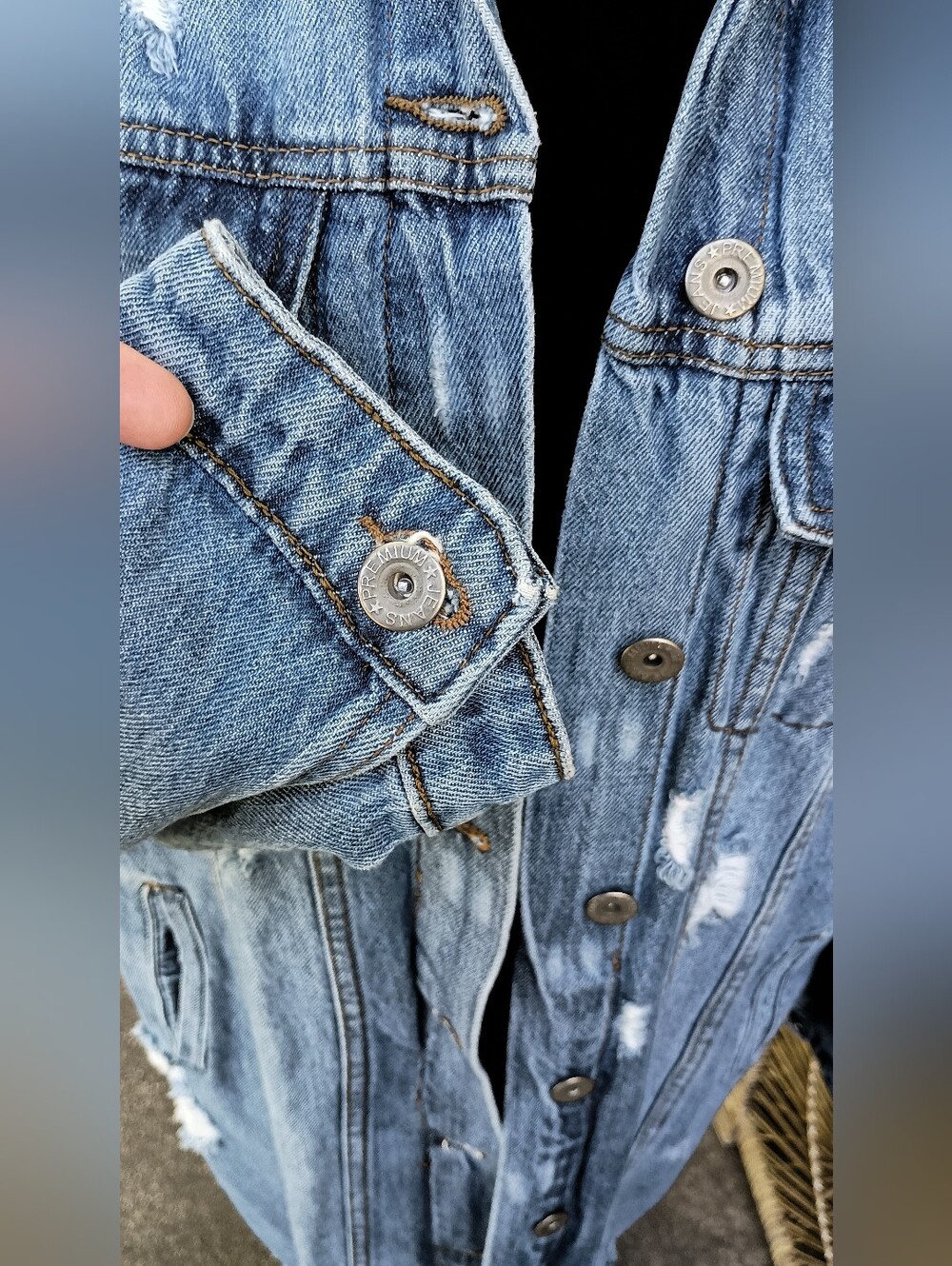 Muse Looks 100% Cotton Distressed Long Blue Denim Jacket - Women Jeans_Large - Picture 4 of 8